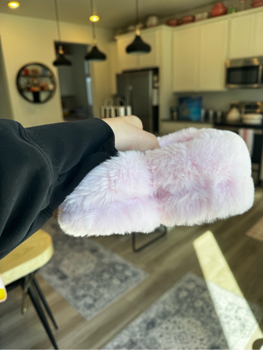 Skims Faux Fur Slippers Size 42 (11) - Picture 5 of 5
